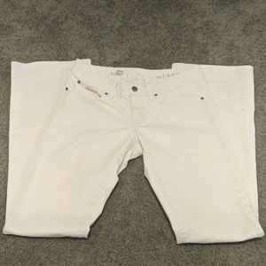 White curvy bootcut Gap jeans